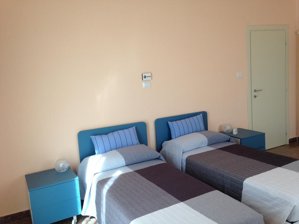 Affittacamere Le Rose Imola Exterior photo