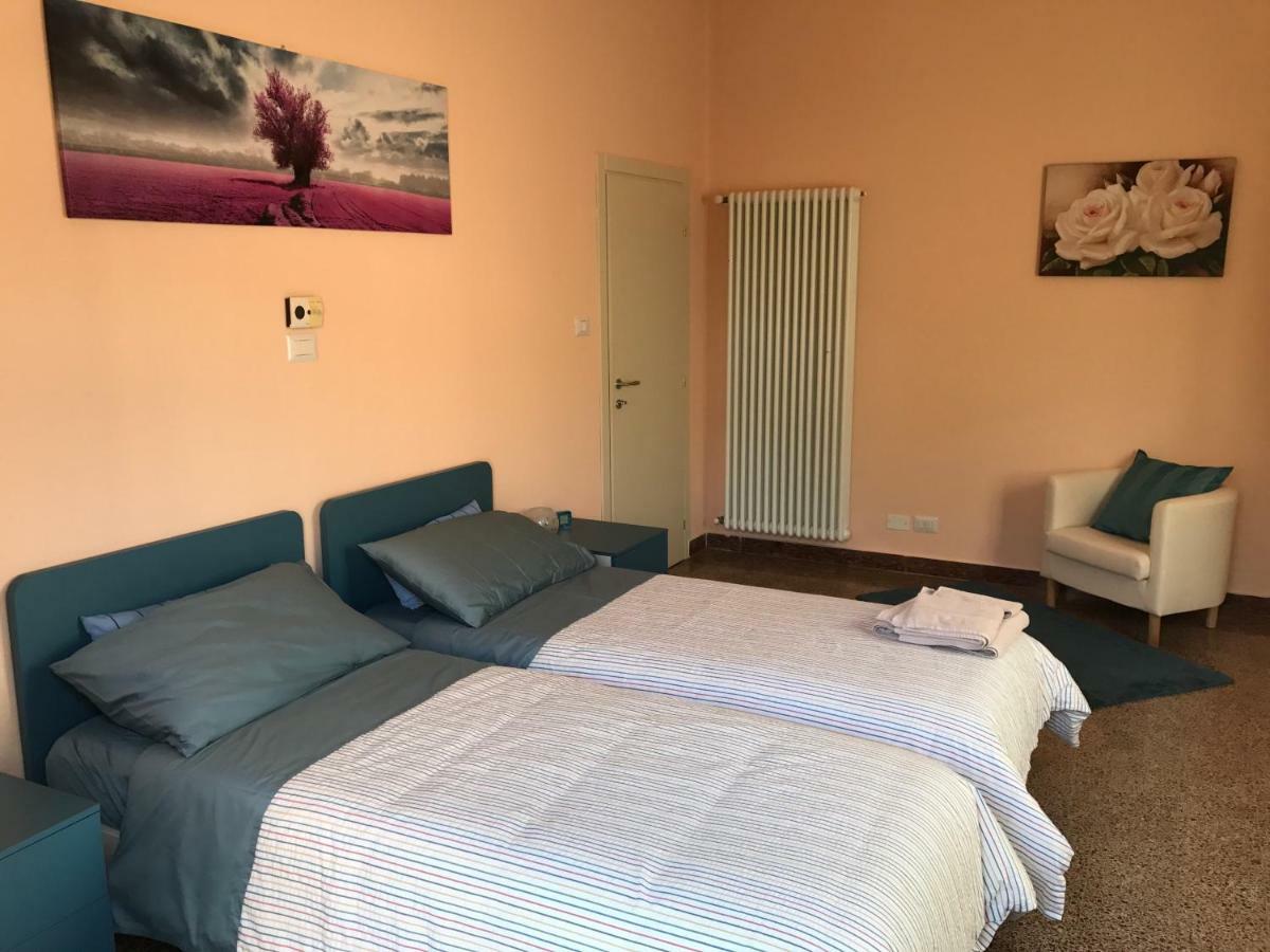 Affittacamere Le Rose Imola Exterior photo